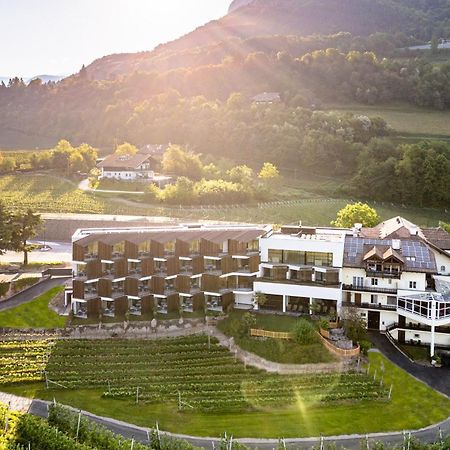 Hotel Tenz 몬타냐 외부 사진