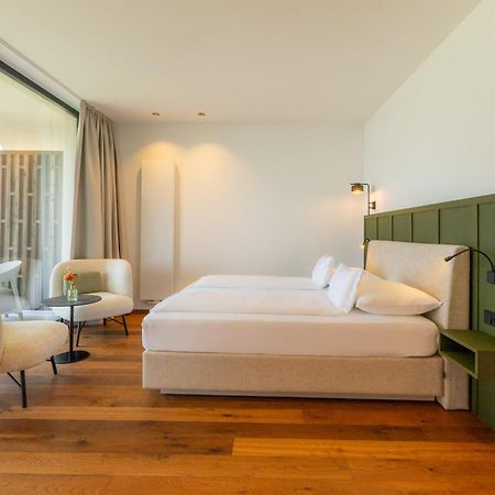 Hotel Tenz 몬타냐 외부 사진
