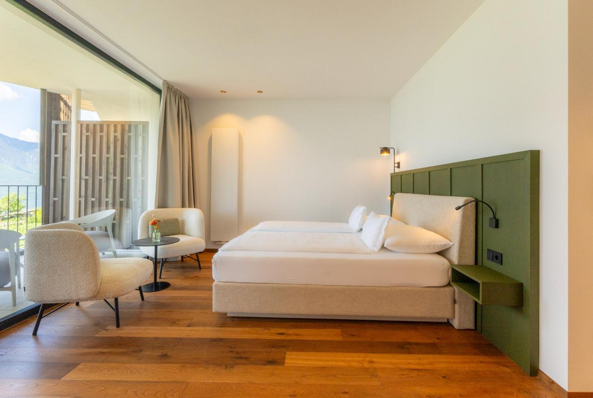 Hotel Tenz 몬타냐 외부 사진